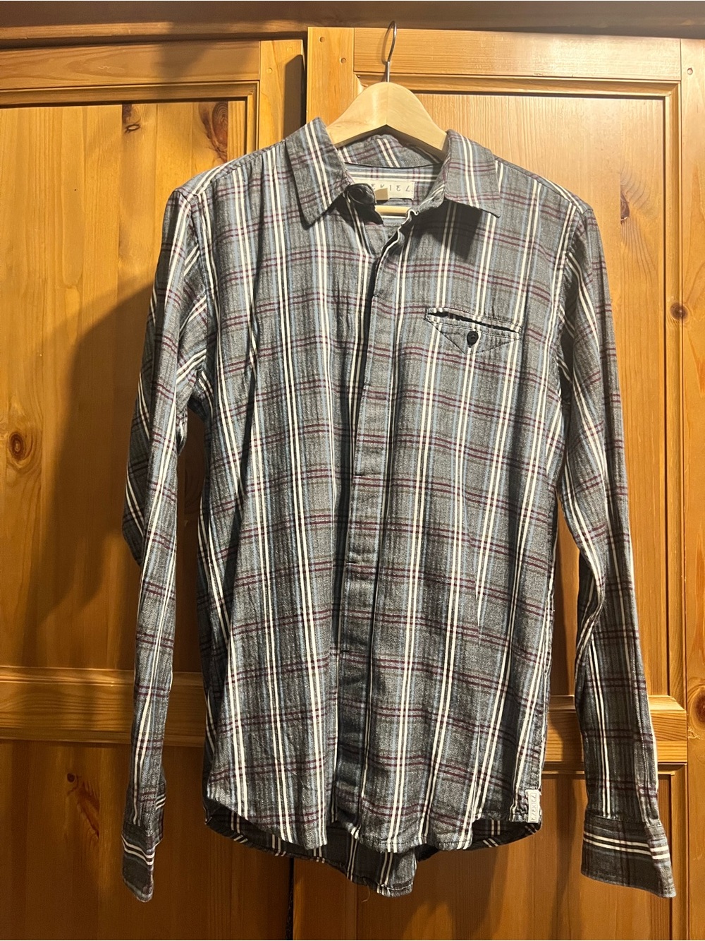 Vintage Ezekiel Men's Gray Plaid Long-Sleeve Button-Down Shirt